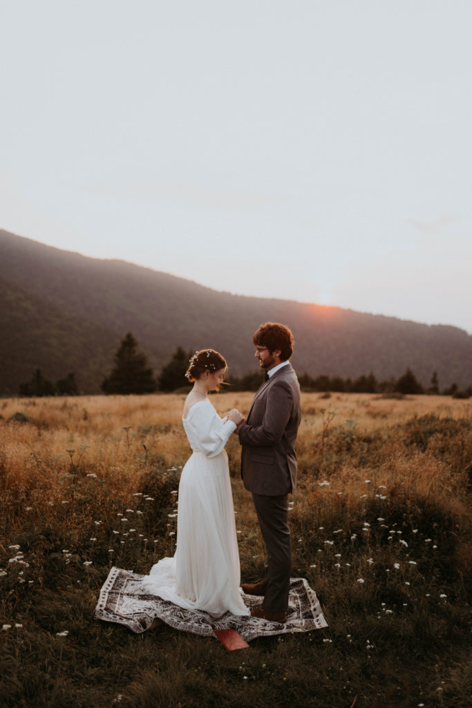 couple photos wedding ideas Roan Mountain elopement on the Blue ridge parkway in Asheville North Carolina photographer